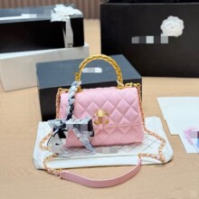 �¿�羳С���L�������ֱ����朗l���͹ŕr�Іμ�����б��Ů��