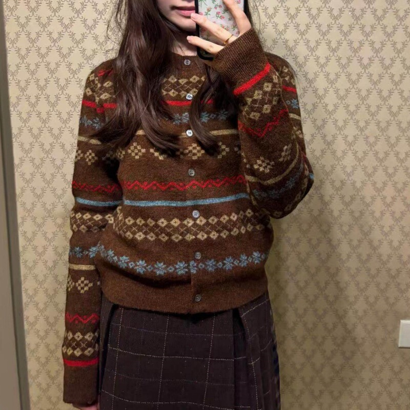 Christmas Atmosphere Retro Sweater for Women, 2025 Autumn and Winter New Style, Knitted Cardigan Short Jacket