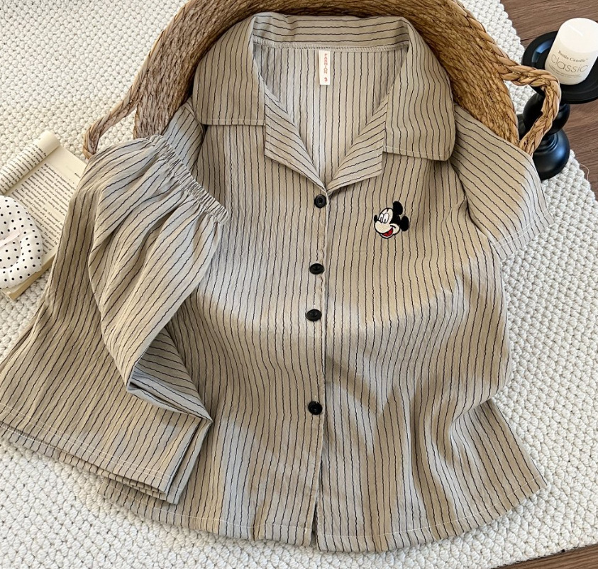 Cute punto de onda KT gato nubes pijamas de algodón mujer pantalones cortos de manga corta de verano coreano cuello de dibujos animados set de ropa para el hogar