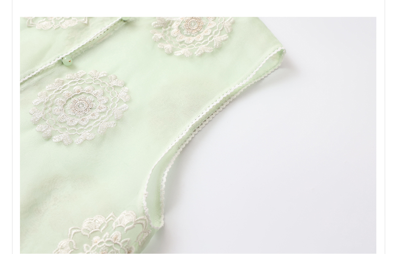 Bộ ba món áo khoác, áo vest và quần short lụa thêu sequin cao cấp kiểu Trung Quốc mới N3042 — Quần short xanh lục nhạt, Áo khoác xanh lục nhạt, Gi lê xanh lục nhạt chi tiết 34