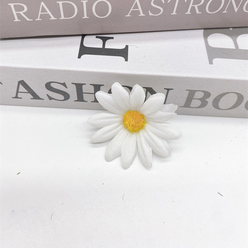 Flor artificial diy multi-capa de cabeza de flor de seda flor falsa decoración de la boda flor de seis pétalos Flor de la cabeza de la ópera Margarita