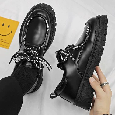 2024 новые мужские туфли Осень в британском стиле черные повседневные кожаные туфли для мужчин бизнес