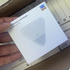 Apple携帯電話カードリーダー、スリーインワン多目的USB3.0一眼レフカメラデジタルSDカードTFメモリカードに適しています。
