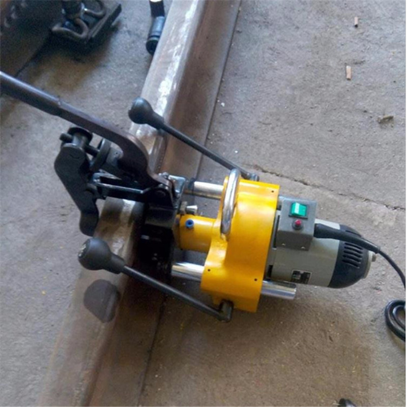 DZG-32电动钢轨钻孔机 便携式电动钢轨钻孔机 电动钢轨钻孔机厂家