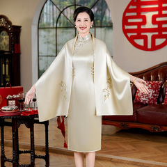 義母の結婚式の宴会衣装 2025 新しい結婚式の服母のチャイナドレス女性のハイエンドは春と夏に平滑的に着用できます