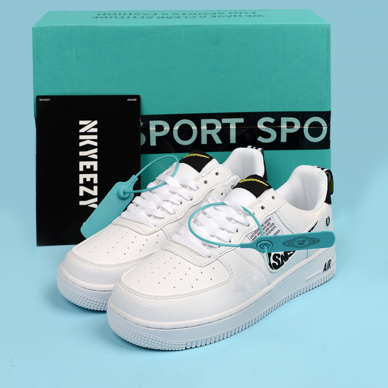 Primavera y verano nuevo estilo Air Force No. 1 hombres y mujeres blanco puro AF1 zapatos blancos bajos Naikofan deportivos y zapatos de ocio Putian