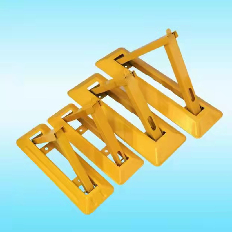 河北厂家销售防压三角汽车车位锁地锁抗压停车位锁车库占位锁