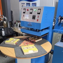 厂家生产超声波吸塑包装机 纸卡玩具牙刷日用品U盘吸塑包装封口机