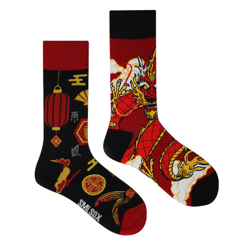 SMLSOX Autumn/Winter New Christmas Dragon Year Spring Festival Fashion Cute Couple Parent-Child Asymmetric AB Trendy Cotton Socks