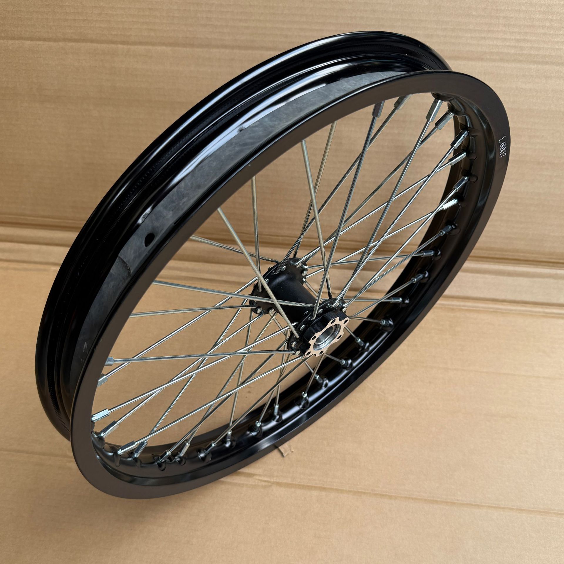 Suitable for Sur-Ron Light Bee modified front 1.60-17 wheel hub assembly, Sur-Ron Light Bee X universal rear wheel set