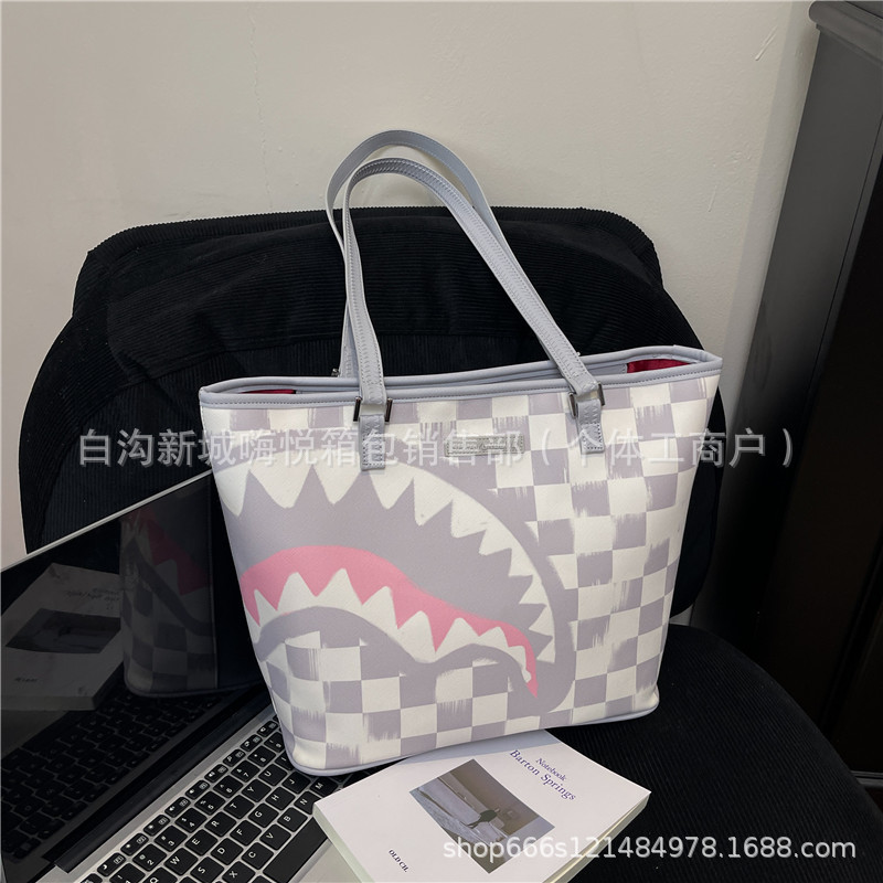 2025新款单肩包时尚休闲鲨鱼包包简约电脑包大容量多功能旅行背包|undefined