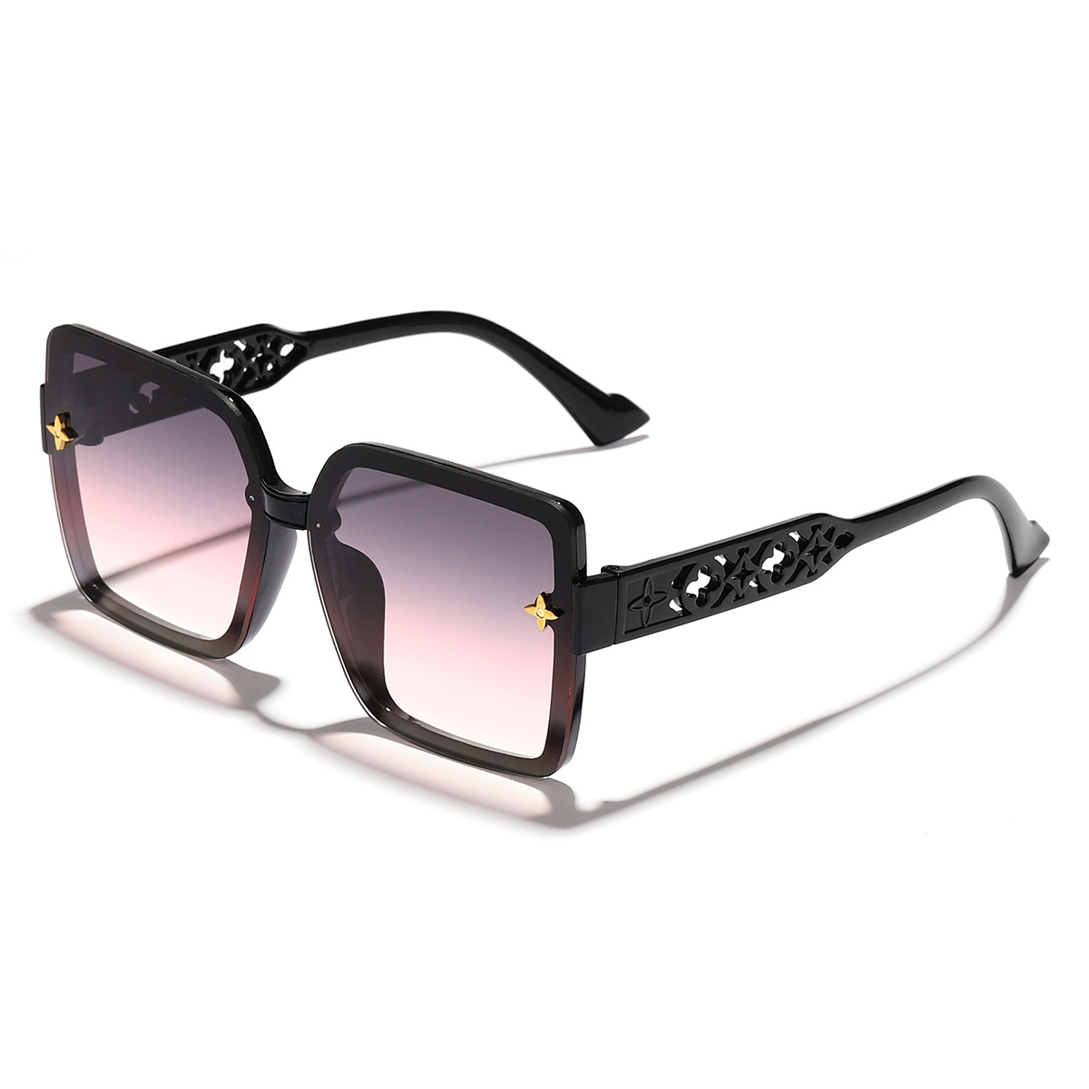 Nuevo estilo coreano elegante marco trébol hueco-fuera de oro beige uñas moda personalidad moda desgaste esencial luz lujo gafas de sol