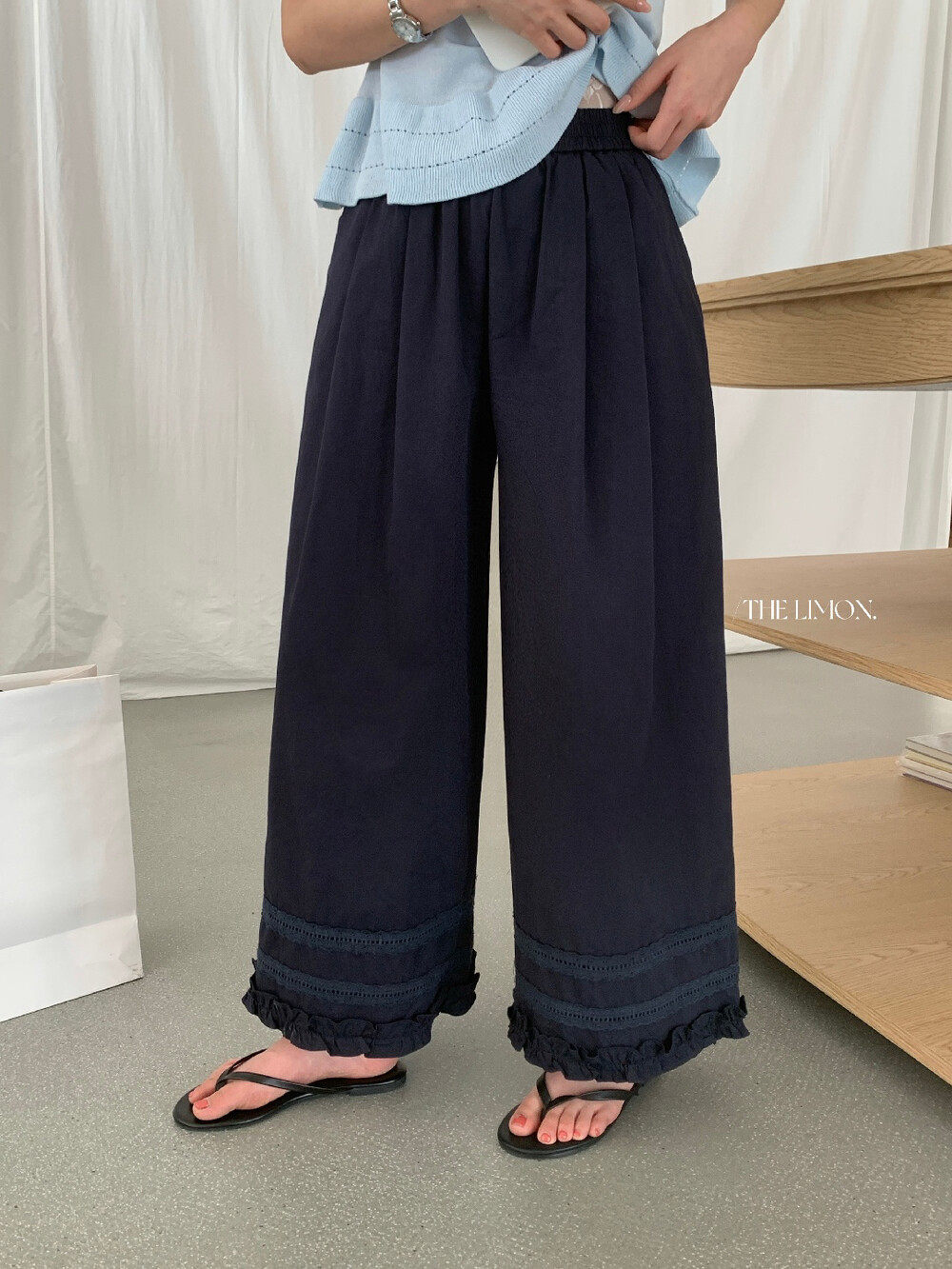 Quần culottes nữ ống rộng cạp cao chun, thiết kế viền ren bèo nhún, dáng suông 9 phân, phù hợp mùa xuân hè — màu đen, Xanh đen, Xanh da trờicolor, màu trắng chi tiết 26