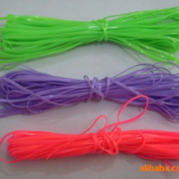 东莞生产厂家优惠供应各种PVC胶绳胶芯胶骨 管条服装辅料水骨包边