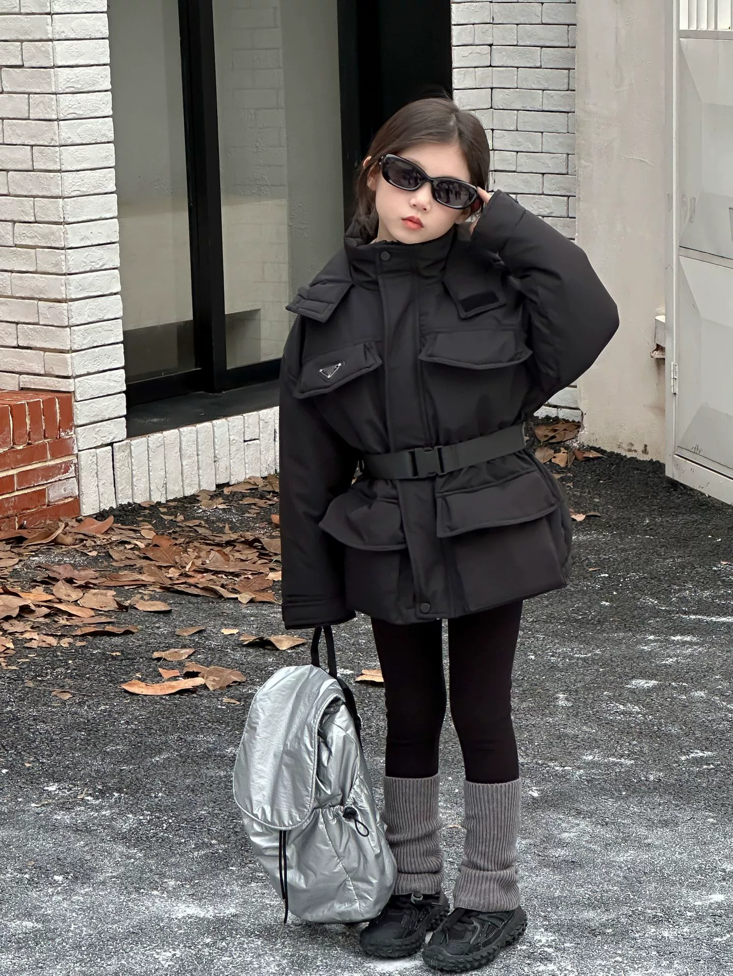 Winter brace with hood, children's down jacket