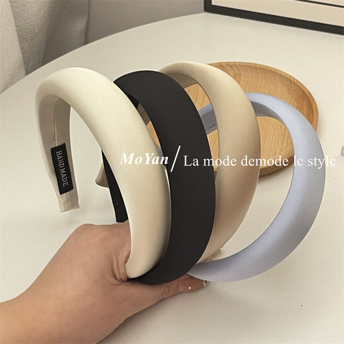 French retro temperament, high-end satin sponge headband, female going out headband, pressed hairpin, simple and versatile hair accessory