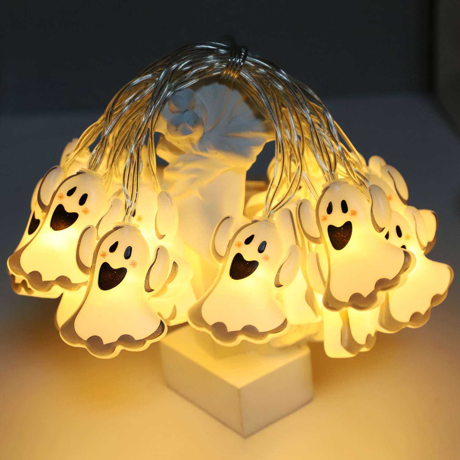 Guirnaldas de luces LED transfronterizas, guirnaldas de luces LED para Halloween, decoración exterior, luces LED de calabazas, luces decorativas para arreglos de escenas de Amazon.