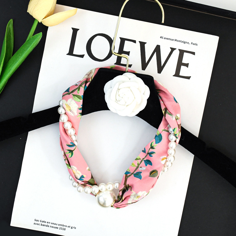 Nueva versión coreana de nicho de alto nivel de perlas hebilla de succión collar de perlas bufandas de seda versátil bufandas de seda