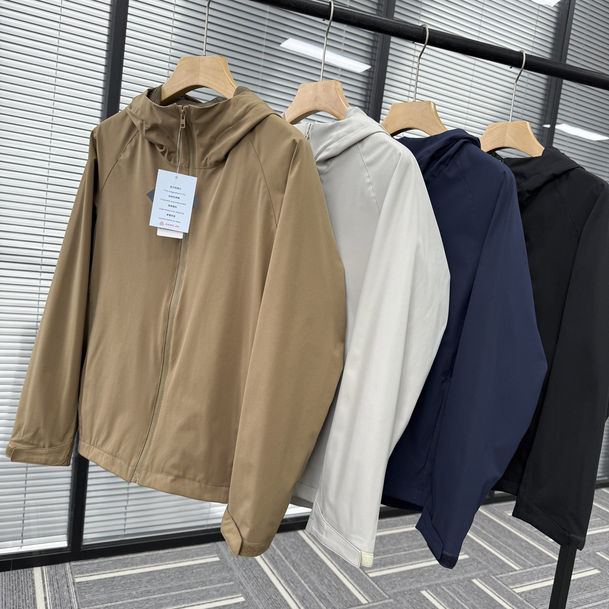 Technology fabrics! Windproof and waterproof! Spring and Summer New Men's Outdoor All-match Hooded Breathable Mesh Jacket Jacket for Men