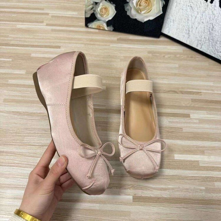 Small Height-Increasing Flats 2025 New Spring, Summer and Autumn Ballet Shoes Square Toe Shallow Mouth Pink Mary Jane Shoes
