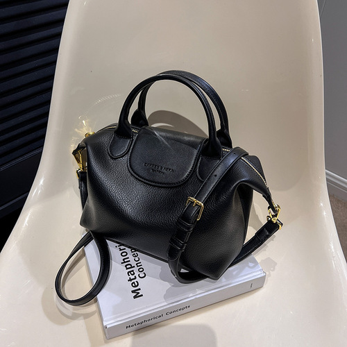 Fashionable high-end women's bag 2024 new leather texture contrasting color portable dumpling bag live broadcast versatile shoulder crossbody bag