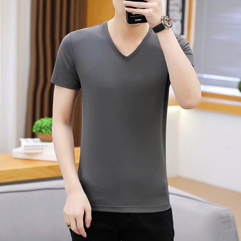 짙은 회색