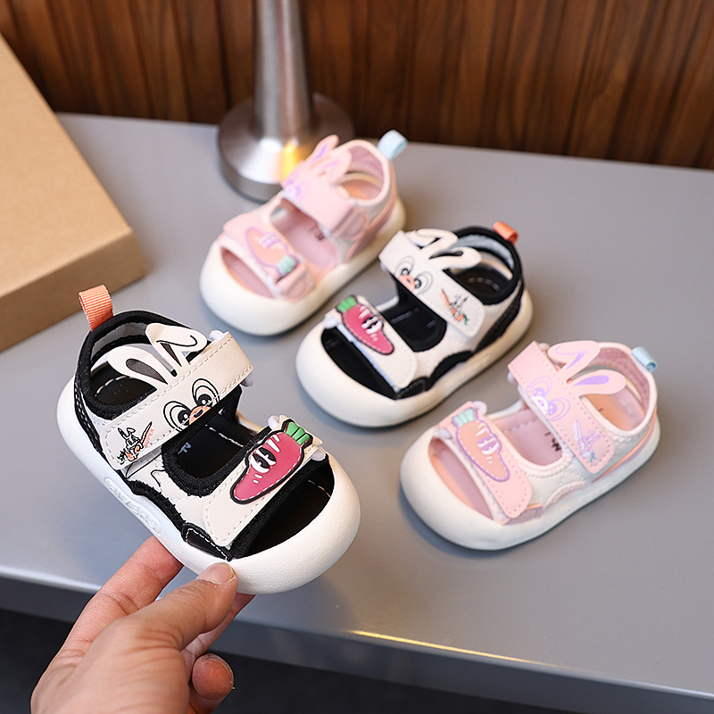 Clearance Sale: Baby Girl Sandals, 2025 Summer New Style, 0-3 Years Old Boys' Closed-Toe Walking Shoes, Anti-Kick Beach Shoes