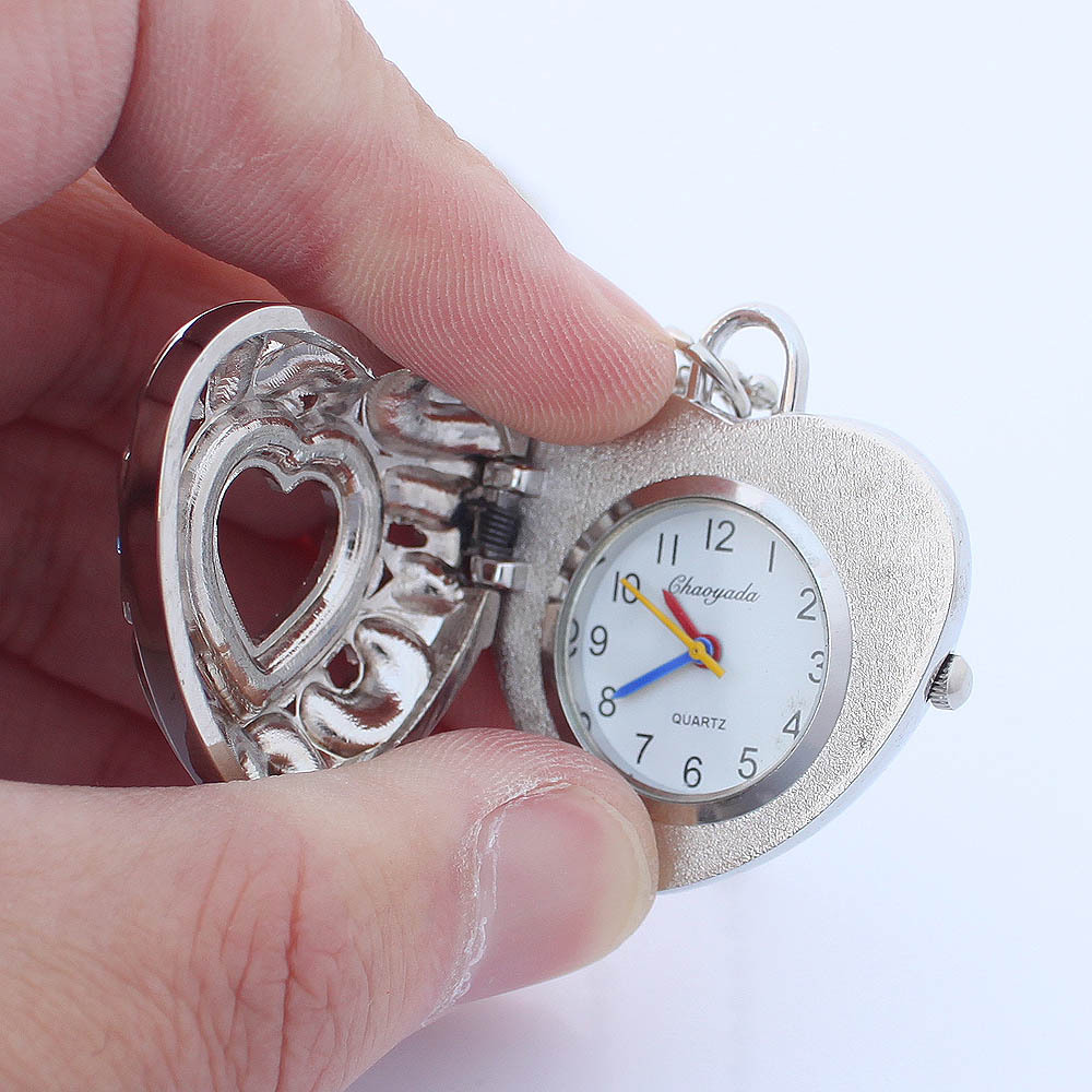 Quartz Movement Heart Shape Pattern All Seasons Season Casual Heart Shape Alloy Strap Quartz Pocket Watch