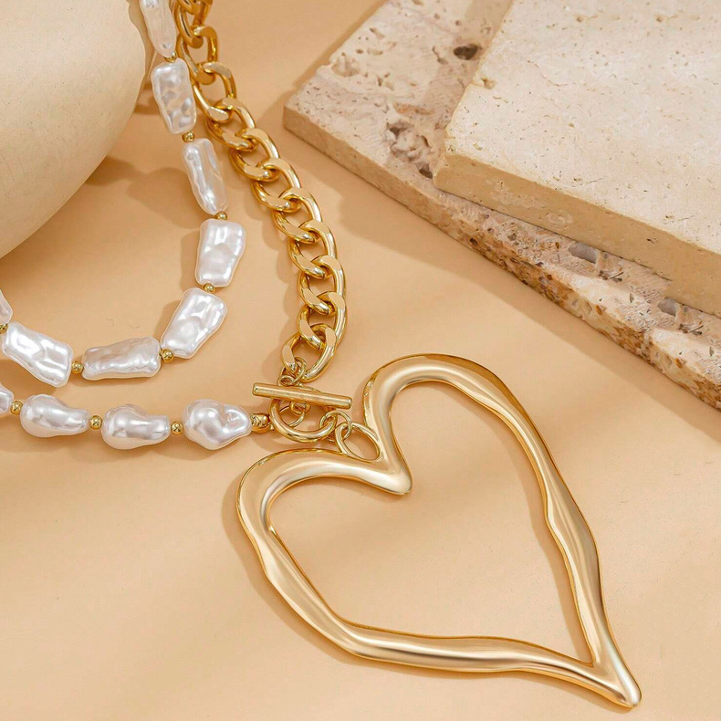 Elegant Modern Style Heart Shape Alloy Plastic Lobster Trigger Clasp Closure Statement Necklaces Wholesale display picture 2