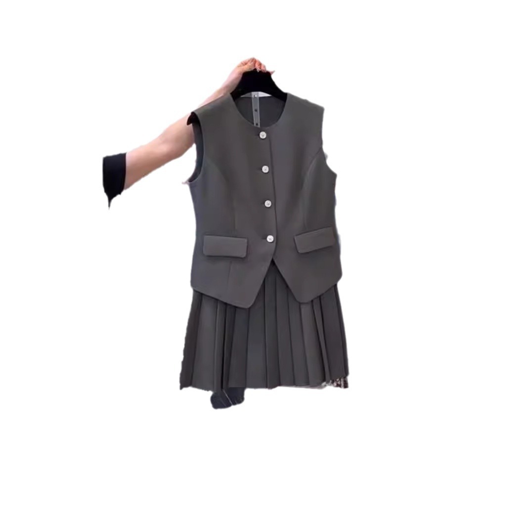 Bộ vest đen phối đồ FL240420 áo vest không tay mùa hè nữ áo gile xếp ly váy hai mảnh dáng nhỏ — Màu xám