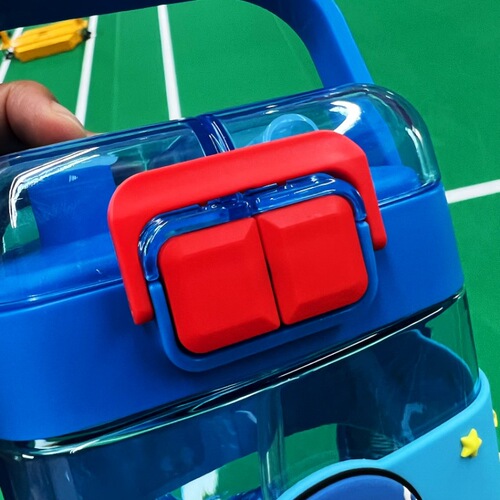 New Children's Summer Plastic Square Water Cup Cute Internet Celebrity Direct Drinking Frozen Water Cup with Straw Wholesale