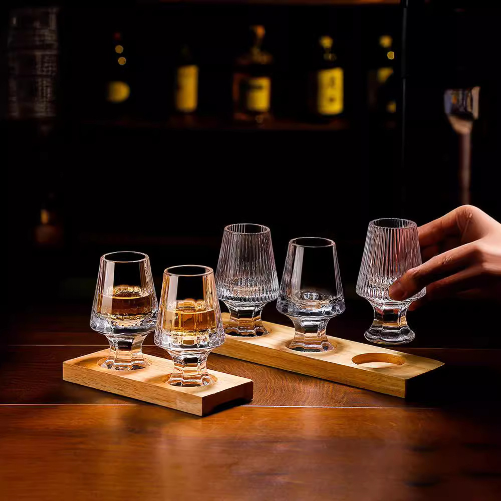 Copa de olor de whisky Copa de degustación de rayas francesas Copa de degustación de cristal grueso Copa de vino de lujo ligero de alta gama Copa de mercado