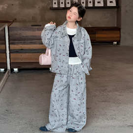 女童卡通满印牛仔套装春秋中大童外套阔腿长裤两件套儿童潮酷套服