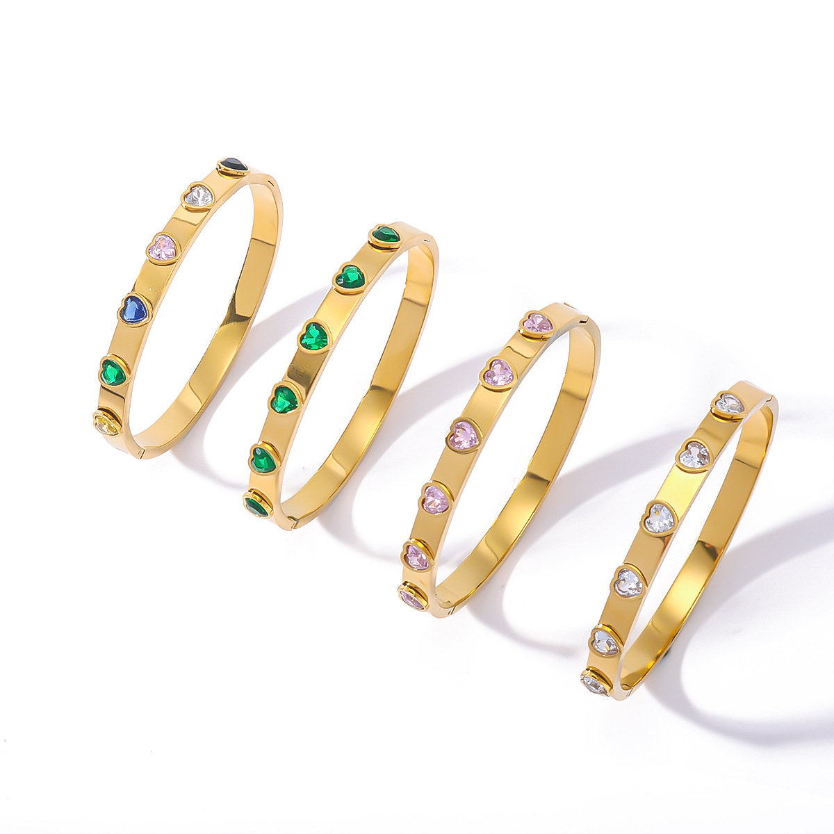 Daily Occasion PVD Coated 18K Gold Real Gold Plated Heart Shape 304 Stainless Steel Shiny IG Style Waterproof Non Tarnish 304 Stainless Steel Bangle
