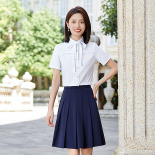 ���������r��Ů�I�b���|Ů�񷶰�ɫ������ȹ���b�ļ�ǰ̨������