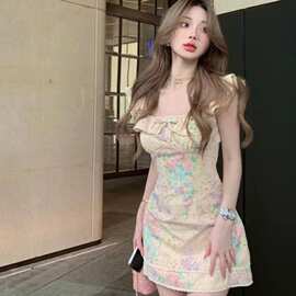 春夏季法式富贵花开短裙碎花气质连衣裙子海边度假沙滩纯欲辣妹裙