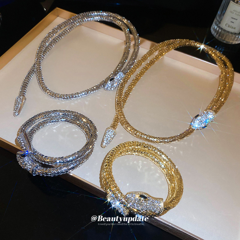 Brazalete transfronterizo de collar de serpiente enrollado con diamantes de alta calidad, diseño de cadena de clavícula atmosférica europea y americana, collar de temperamento de sentido femenino