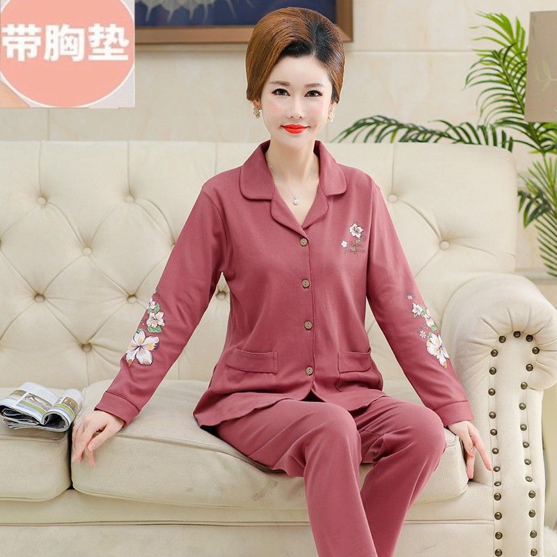 가슴 패드가있는 216