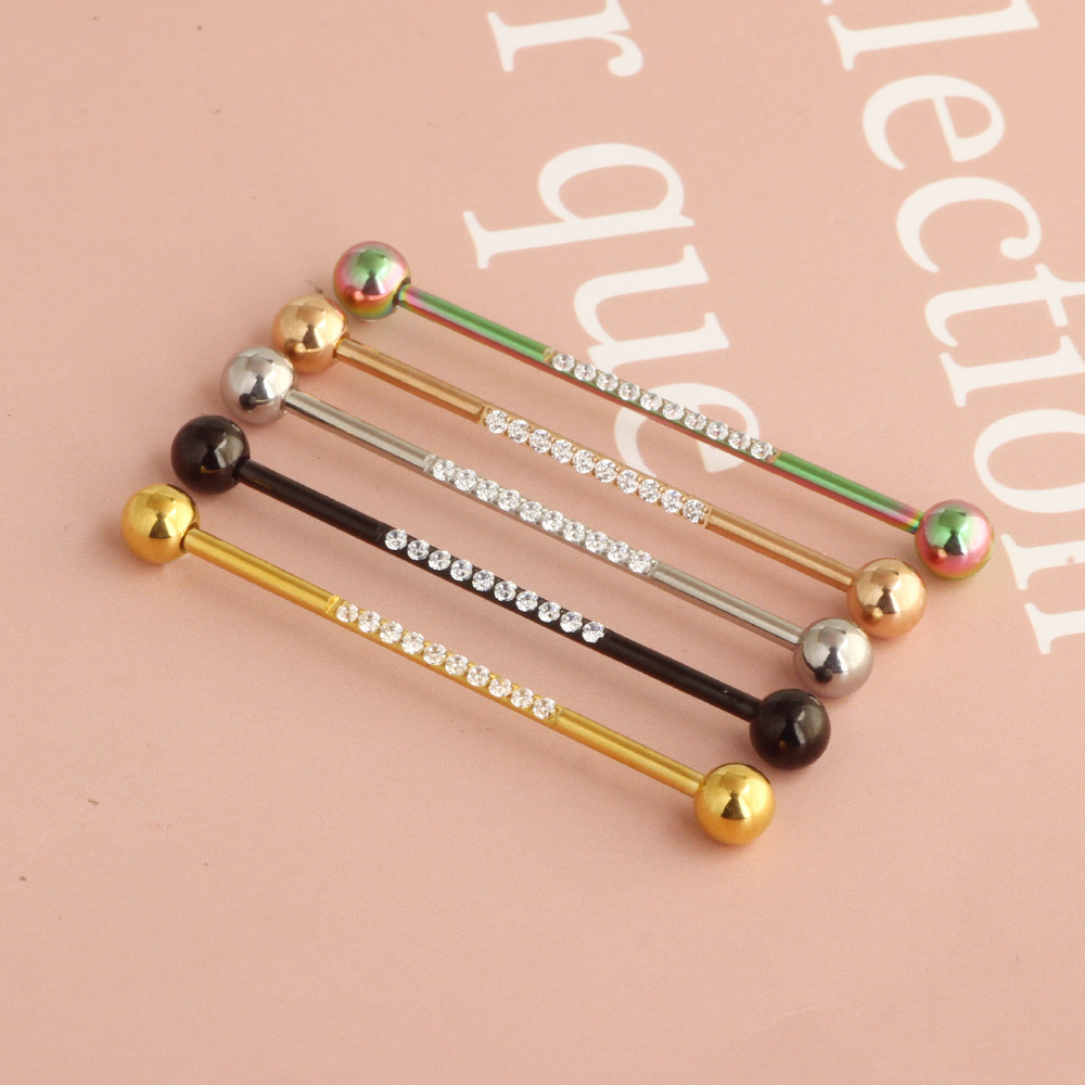 16G labret stud size and finish detail