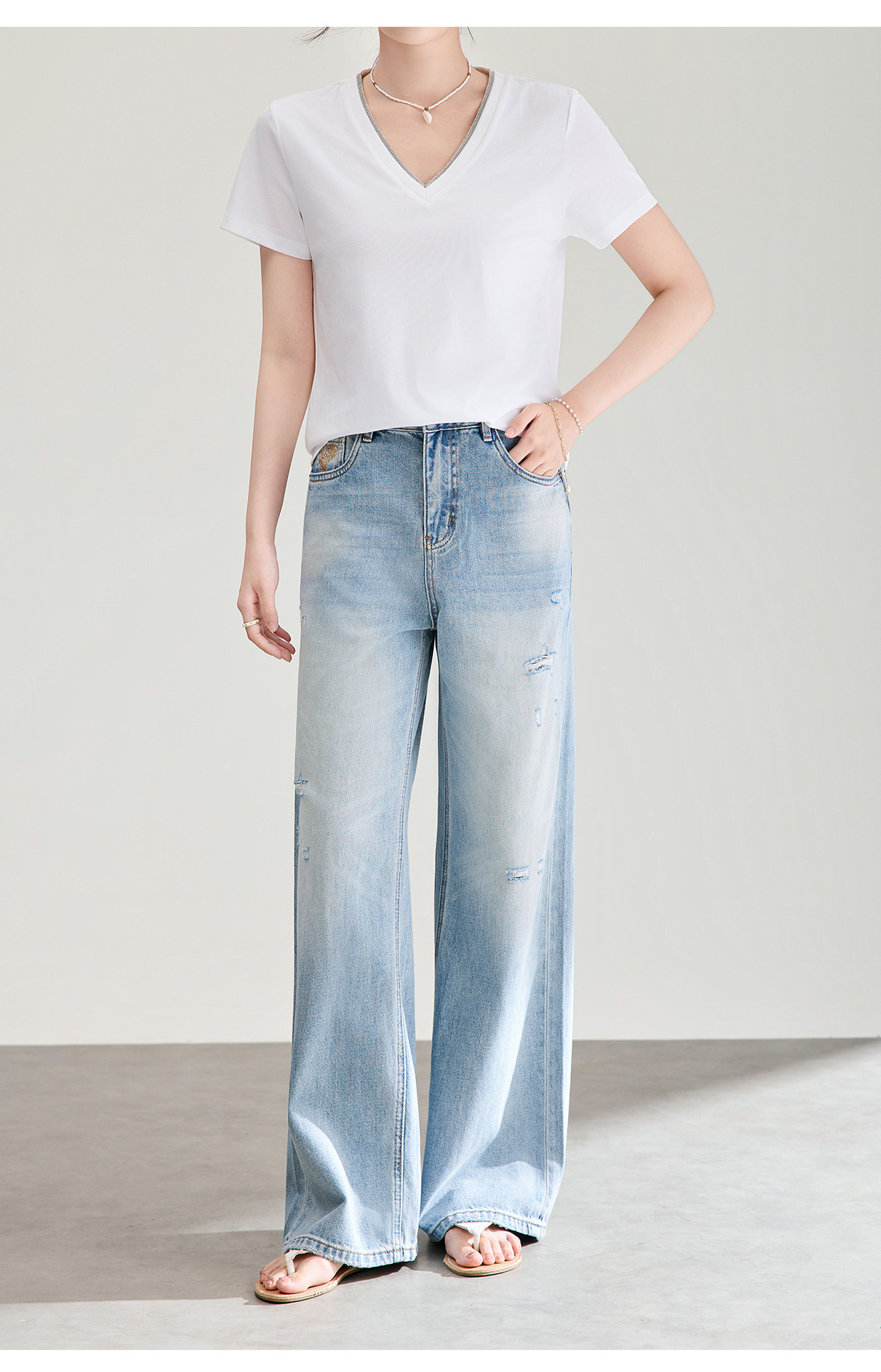 Quần jean nữ ống rộng cạp cao, chất cotton phối bướm đính đá và rách thủng — xanh lam chi tiết 21