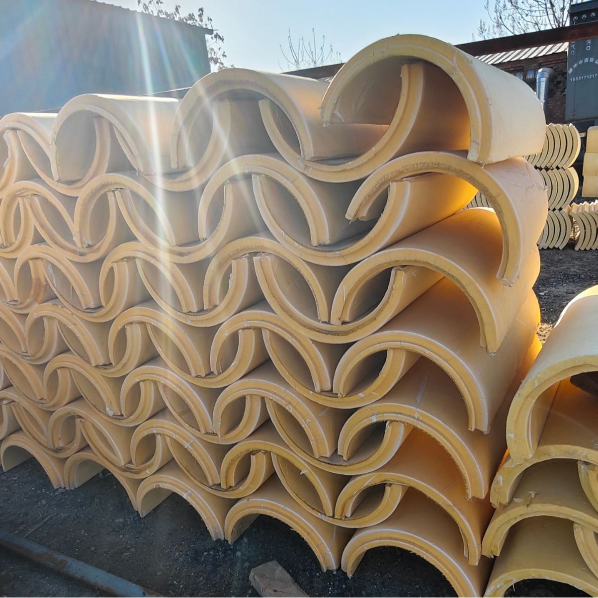 聚氨酯管壳聚氨酯弧形板冷库管道浇筑聚氨酯管化工保冷保温聚氨酯