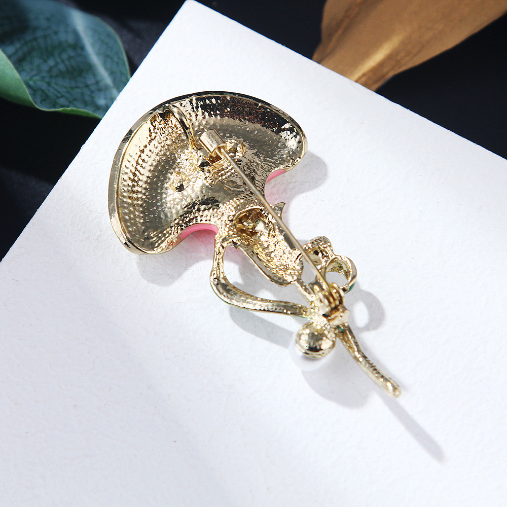 Korean new style plant flower brooch simple temperament brooch anti exposure enamel silk scarf buckle pearl pin accessories_voghion.com