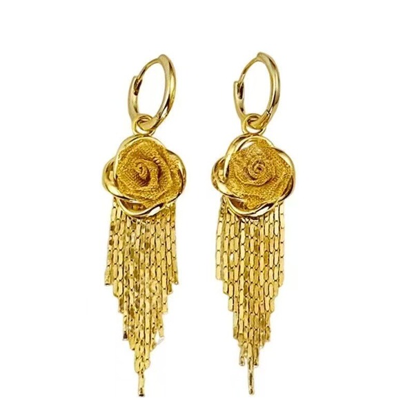Golden design elegant fashionable universal earrings
