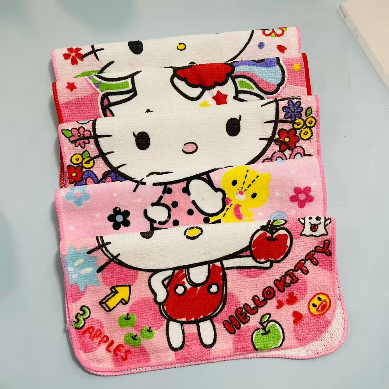 20*20 cartoon girls small towel cotton small square Gemini Merle KT cat cute Japanese animation small towel