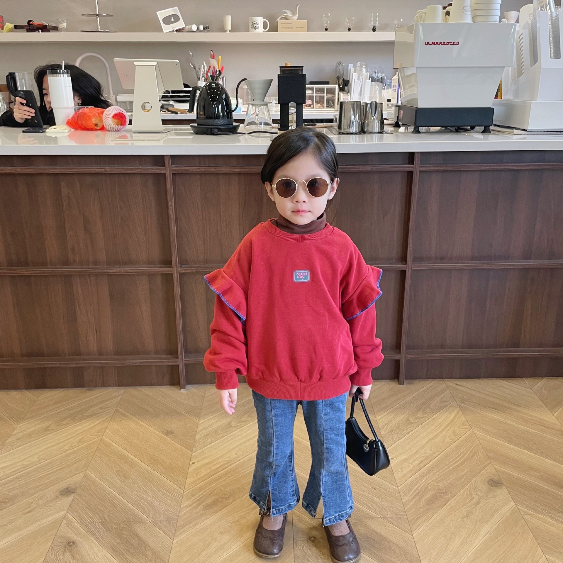 2021韩版新款卫衣一件代发 女童中小童落肩花边卡通卫衣外套