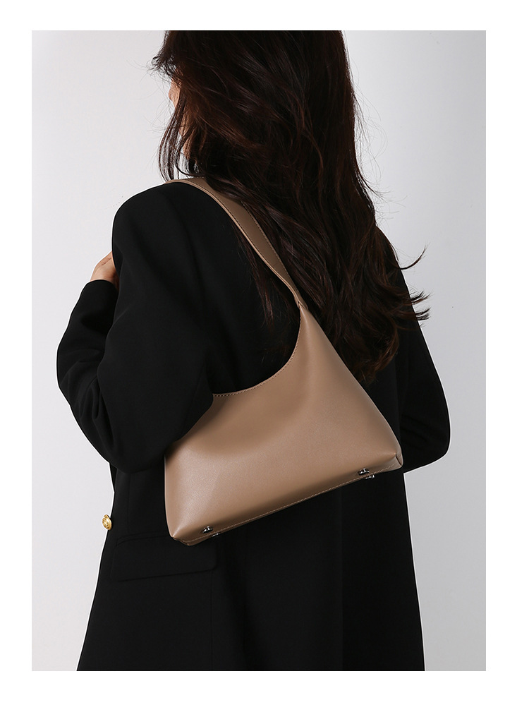 546g Weight Sewing Thread Fashion Element Zipper Closure Type Single Shoulder Strap Strap Type Underarm Bag Bags Type Holiday, Daily Occasion PU Material Women's Backpack Backpack Solid Color Pattern All Seasons Season Women's Gender Basic Style Dumpling Shape Shape Women's PU Solid Color Basic Sewing Thread Dumpling Shape Zipper Underarm Bag 13