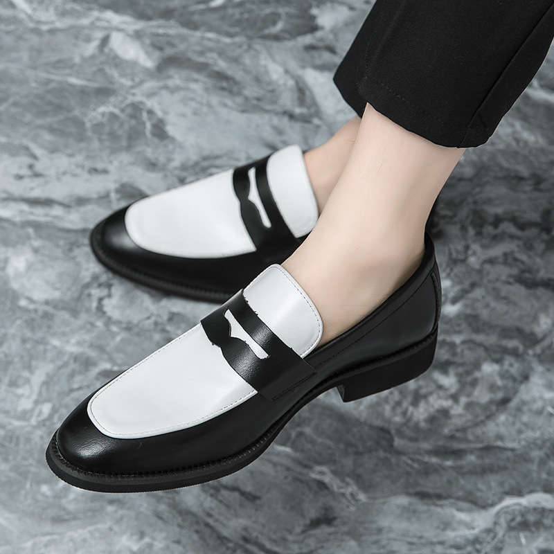 Zapatos de cuero de hombre de gran tamaño, estilo británico coreano, zapatos de cuero casuales, zapatos de boda retro europeos y estadounidenses.