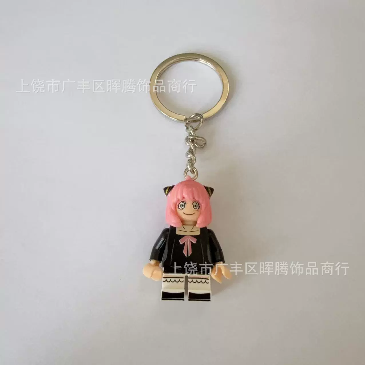 Набор брелков-конструкторов с игрушками-поделками, мини-фигуры персонажей (Бэтмен, Человек-паук, Супермен), различные дизайны