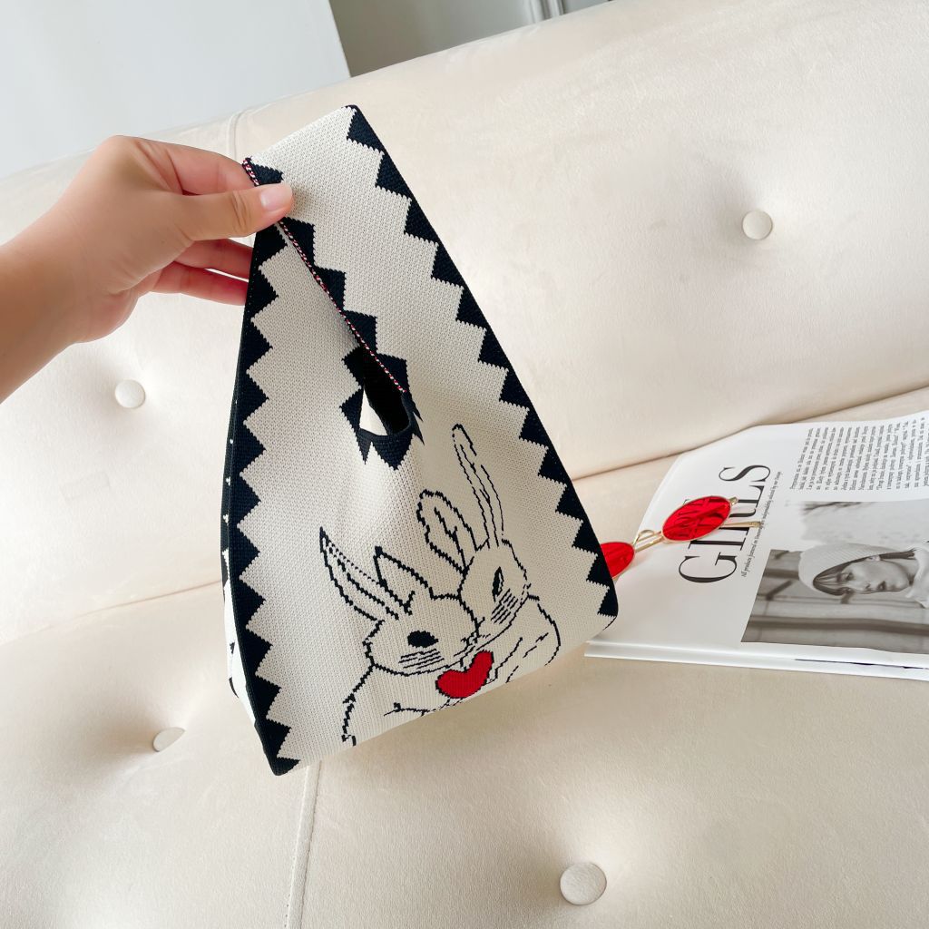 Women's Small Polyester Cartoon Heart Shape Basic Vintage Style Open Handbag display picture 28