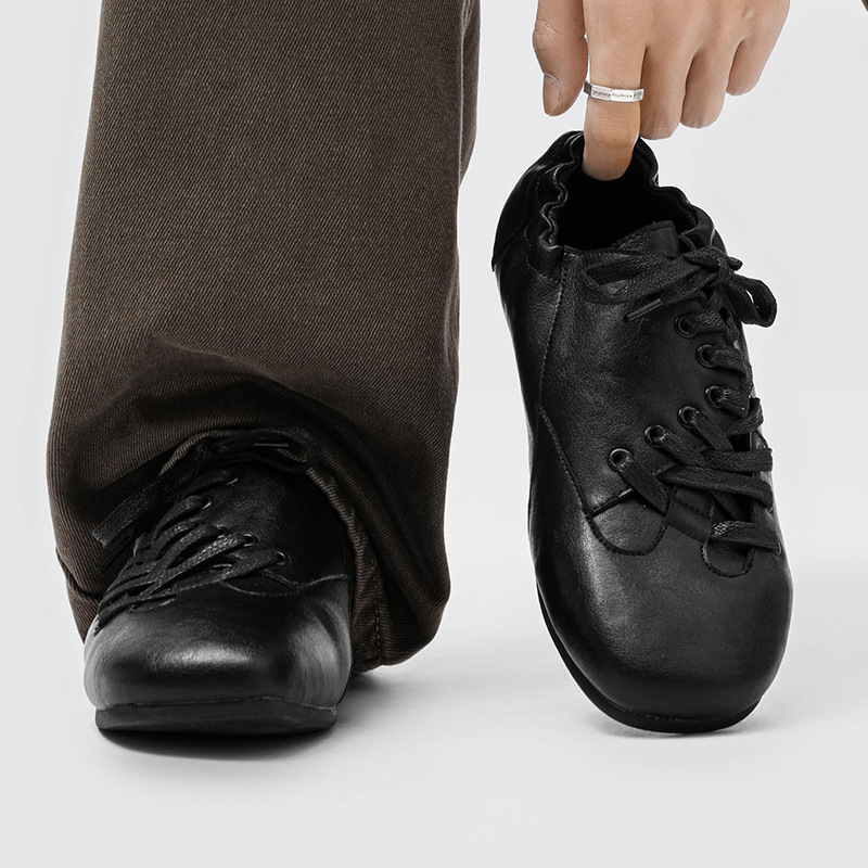 Pleated Lace-Up Flat-Soled Niche German-Style Trainers with a Slanted Opening, 2026 New Model, British Retro Classic Personalized Formal Leather Shoes